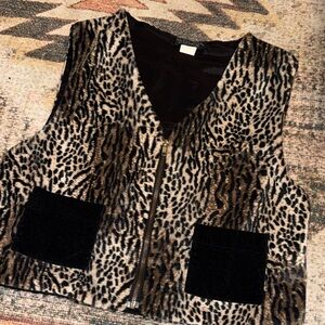 Leopard Print Sleeveless Vest with Black Accents